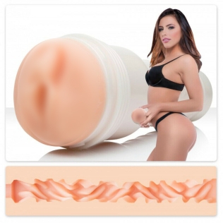 Мастурбатор в колбе вагина из киберкожи телесного цвета порноактрисы Adriana Chechik Fleshlight