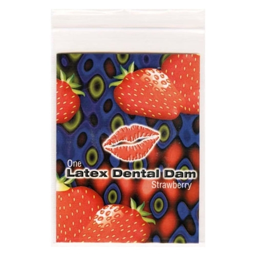 Салфетка латексная для орального секса c ароматом и вкусом клубники ONE Dental Dams 1 штука - 1