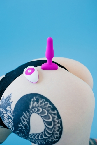 Анальна пробка з вібрацією b-Vibe для еротичних ігор рожева - 6