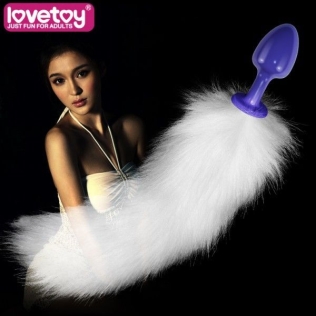 Анальная втулка с пушистым белым хвостом Lovetoy Rosebud Gorgeous