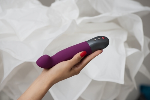 Пульсатор со стимуляцией точки G Stronic G Fun Factory фиолетовый - 11