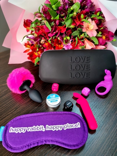 Набор секс игрушек для парных жарких ночей Fifty shades of grey Happy Rabbit Clitoral Pleasure Kit 7 предметов - 7