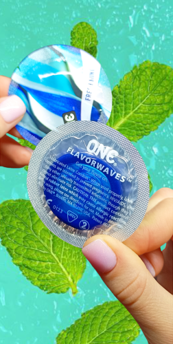 Презервативи ONE Fresh Mint з ароматом і смаком свіжої м'яти по 1 шт - 1