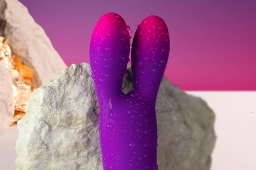 Вибратор для стимуляции клитора фиолетового цвета Rocks Off Glo Girl Bunny - 3
