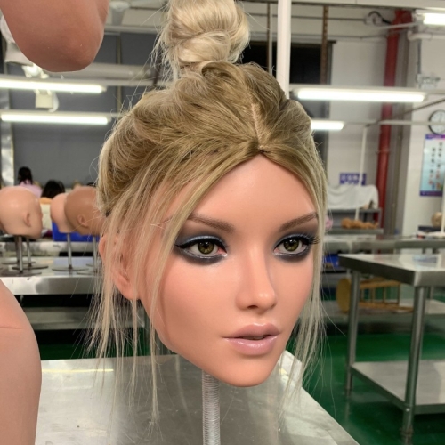 Змінна голова для реалістичної ляльки блондинка Скарлетт Realdoll - 2