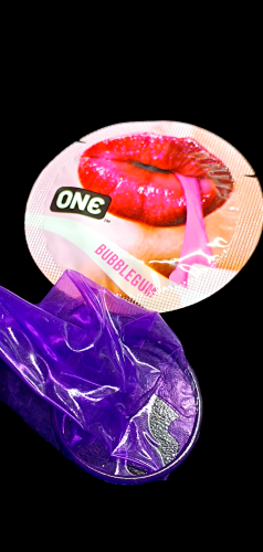 Презервативы ONE Bubblegum с ароматом и вкусом жвачки по 1 шт - 5
