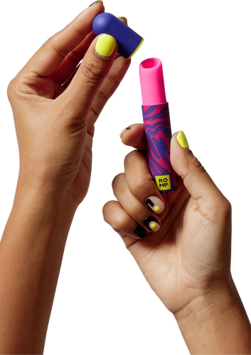 Клиторальный вибратор в виде губной помады розовый Romp Lipstick - 4