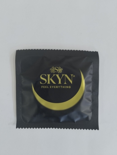 Безлатексный полиизопреновый презерватив SKYN 1 шт - 4