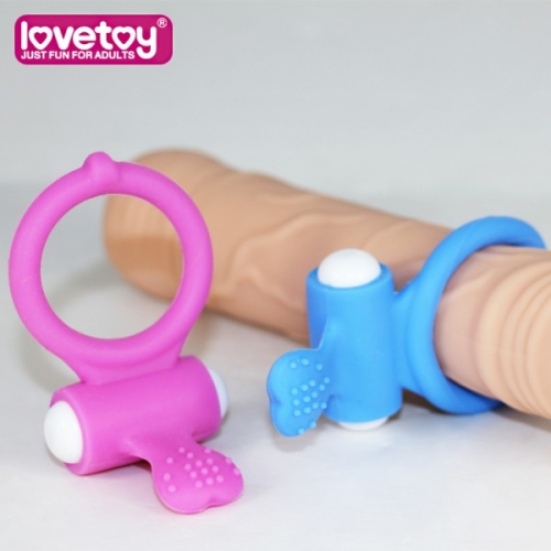 Эрекционное кольцо с вибрацией и клиторальным стимулятором черный Lovetoy - 2
