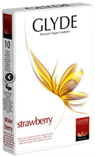 Презервативы Австралийские Glyde Ultra Strewberry 10 штук красные со вкусом клубники - 1
