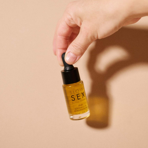 Успокаивающее масло для анального секса Bijoux Indiscrets Slow Sex Anal Soothing Oil 15 мл - 6