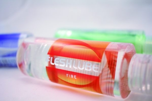 Лубрикант с согревающим эффектом на водной основе Fleshlight 100 мл - 7