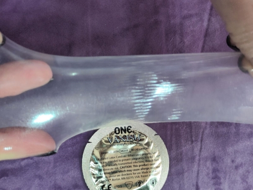 Гіпертонічні презервативи ONE VANISH Hyperthin 1 шт - 3