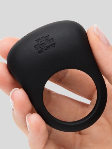 Эрекционное виброкольцо черного цвета Fifty shades of grey Sensation rechargeable vibrating love ring - 5