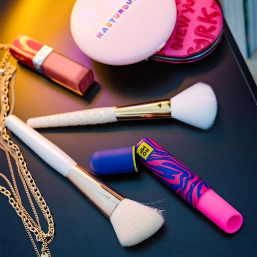 Вакуумний кліторальний стимулятор у формі помади рожевого кольору Romp Lipstick - 10