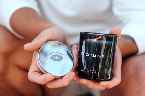 Масажна свічка у склянці з феромонами Eye Of Love Matchmaker Black Diamond - 3