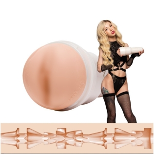 Мастурбатор в колбе вагина из киберкожи бежевого цвета порноактрисы Kenzie Reeves Fleshlight