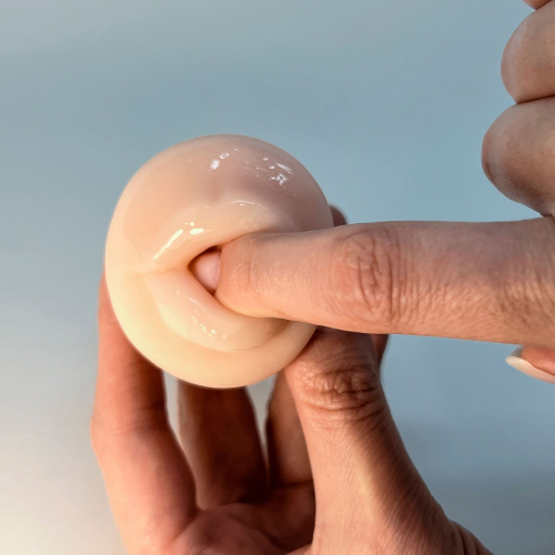 Мастурбатор яйцо телесного цвета Alive Oral Mini Masturbator - 3
