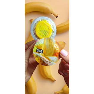 Презервативы ONE Banana Split с ароматом и вкусом банана по 1 шт